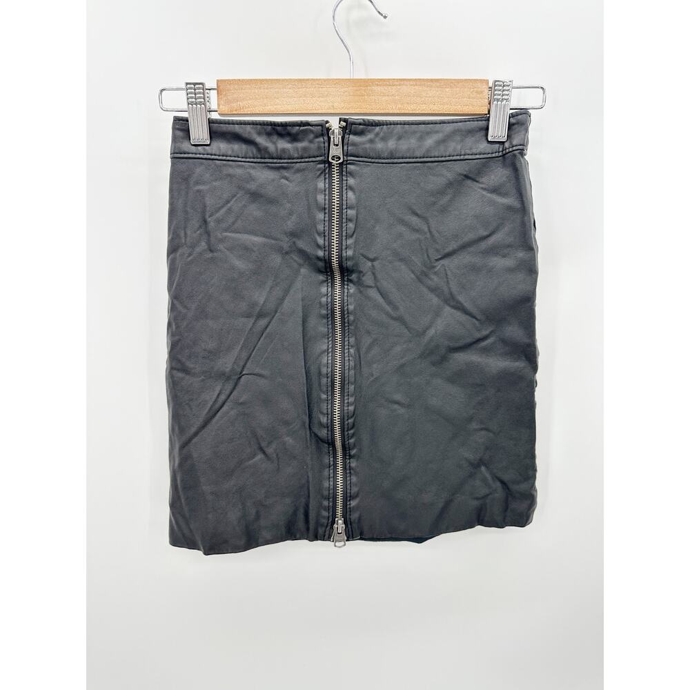Abercrombie & Fitch Womens XS Black Faux Leather Mini Skirt Front Zip Y2K Moto